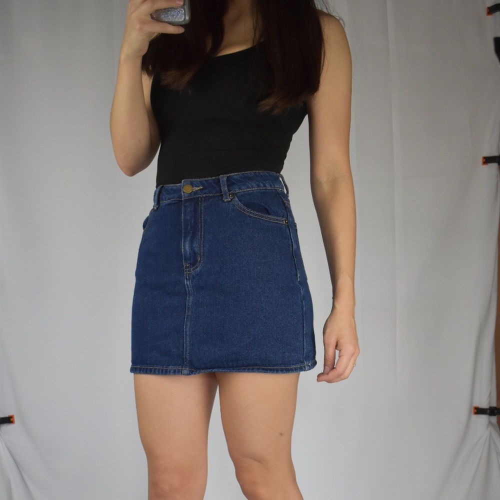 Dark demin mini skirt